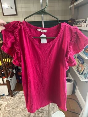 entro Hot Pink Ruffle Sleeve Tee
